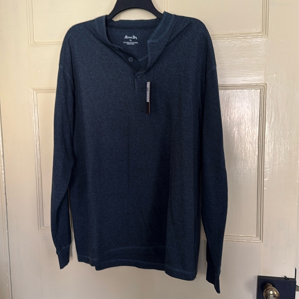 NWT Marino bay thermal Henley